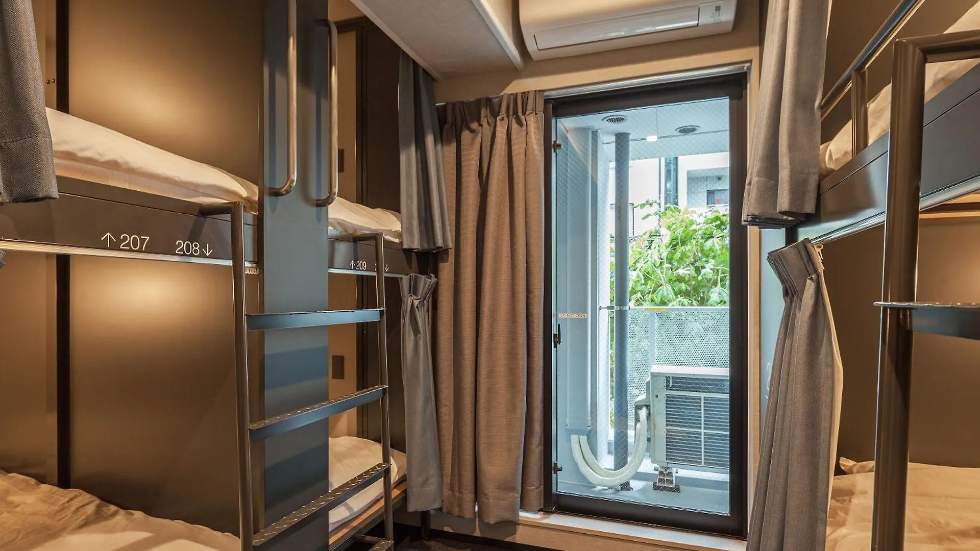 Hotel Plus Hostel Tokyo Akihabara 0*,  Japão