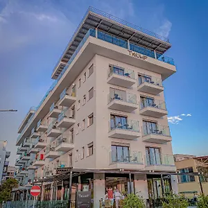 Triumf Albania