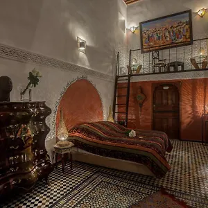 https://riad-mv.hotelfesmorocco.com